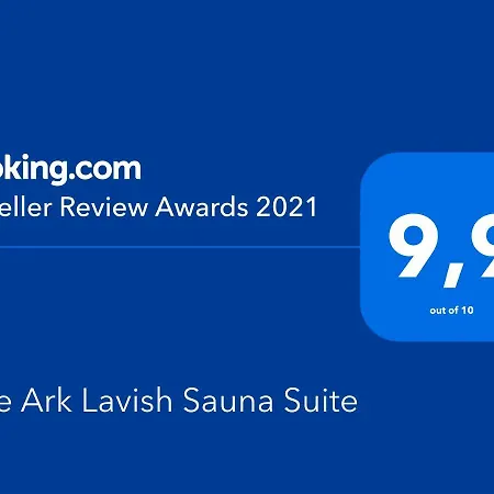 Blue Ark Lavish Sauna Apartment